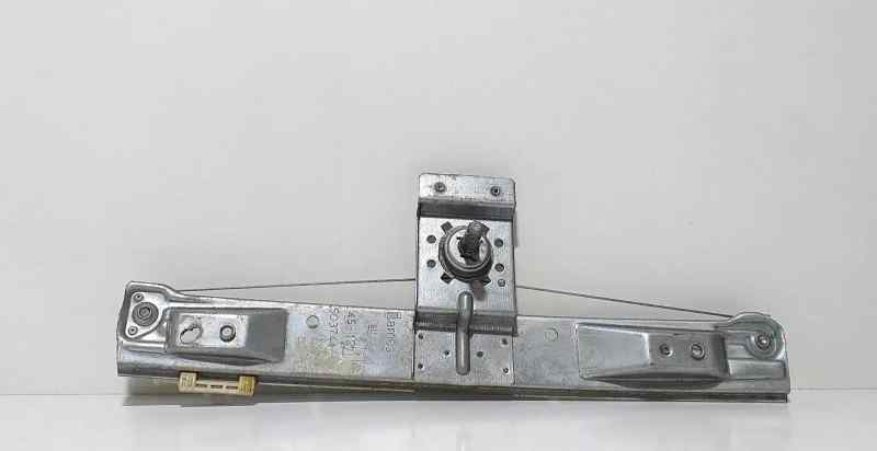 ELEVALUNAS TRASERO DERECHO