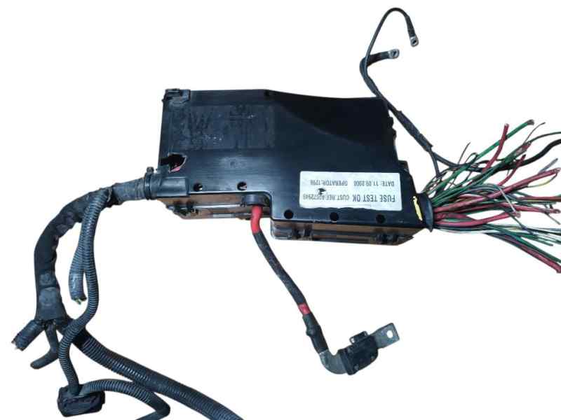 CAJA RELES - FUSIBLES