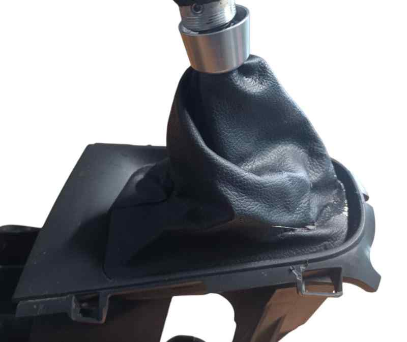 GUARNECIDOS PALANCA CAMBIO