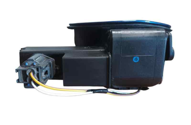 TAPA EXTERIOR COMBUSTIBLE