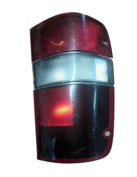 PILOTO TRASERO DERECHO