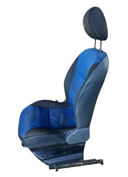 ASIENTO DELANTERO IZQUIERDO