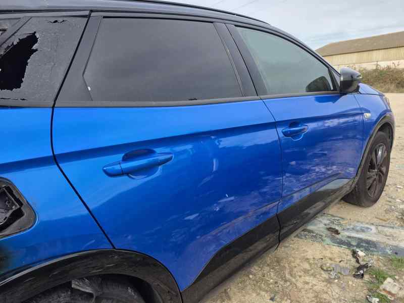 PUERTA TRASERA DERECHA OPEL GRANDLAND X