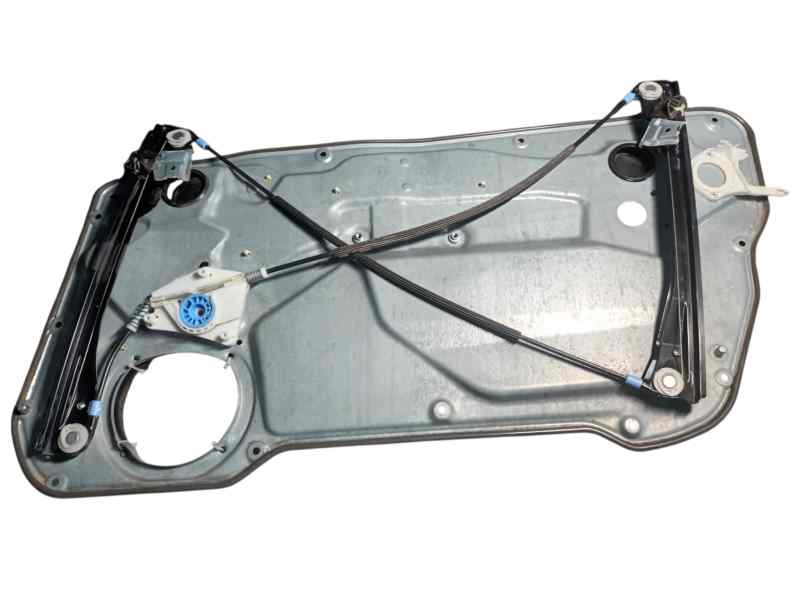 ELEVALUNAS DELANTERO IZQUIERDO