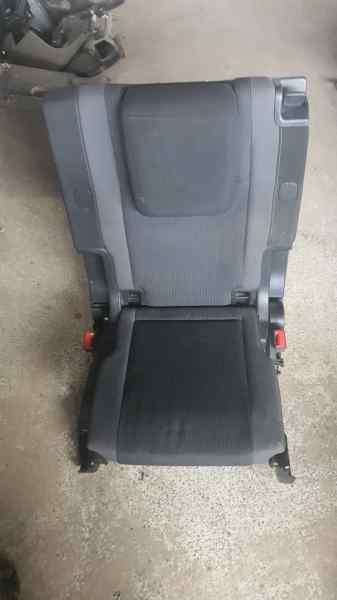 ASIENTOS TRASEROS VOLKSWAGEN TOURAN (5T1) foto 3