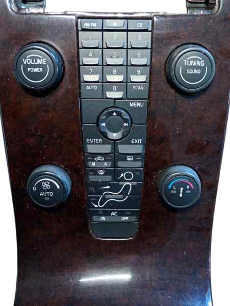 CONSOLA CENTRAL VOLVO V50 FAMILIAR 30782566 - 30782567 - 30782568 - 30782570