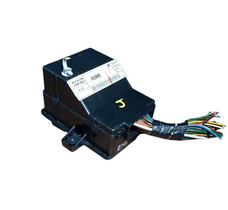 CAJA RELES FUSIBLES SSANGYONG KYRON 8441009000