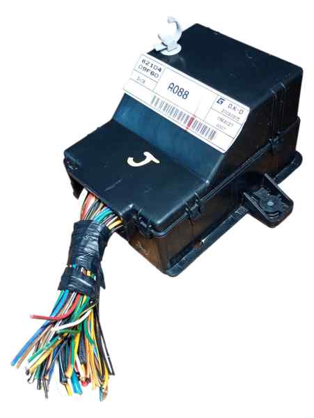 CAJA RELES FUSIBLES SSANGYONG KYRON 8441009000 foto 4