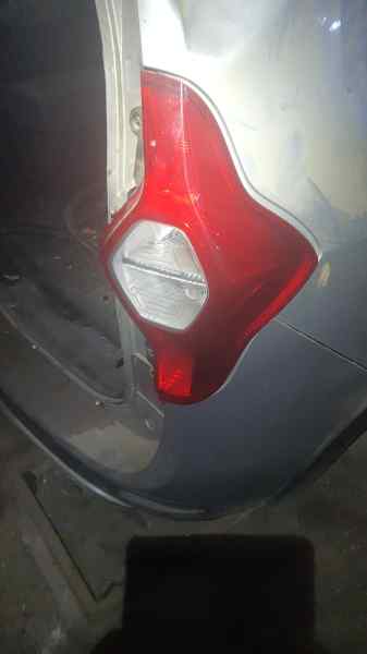 PILOTO TRASERO DERECHO DACIA LODGY