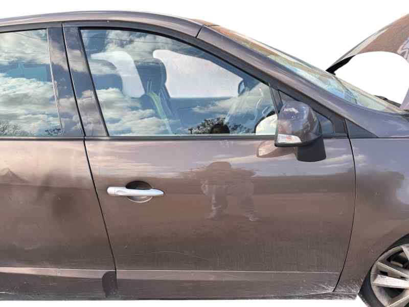PUERTA DELANTERA DERECHA RENAULT GRAND SCENIC III