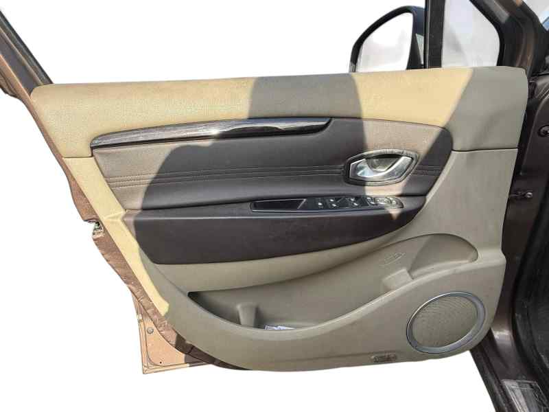 GUARNECIDO PUERTA DELANTERA IZQUIERDA RENAULT GRAND SCENIC III
