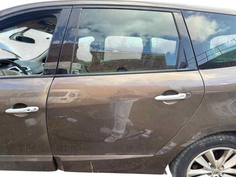 PUERTA TRASERA IZQUIERDA RENAULT GRAND SCENIC III