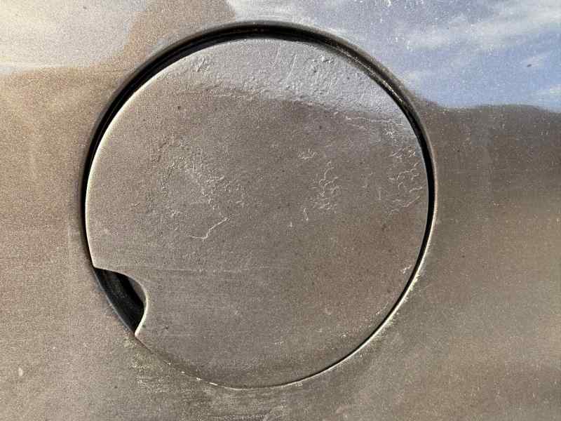 TAPA EXTERIOR COMBUSTIBLE RENAULT GRAND SCENIC III