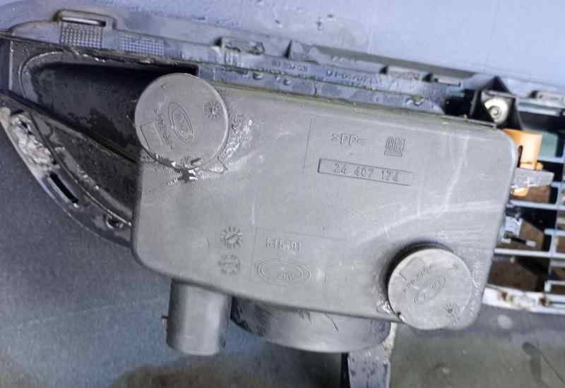 PARAGOLPES DELANTERO OPEL ZAFIRA A 24407175 FARO ANTINIEBLA DERECHO - 90580638 SPOILER foto 10
