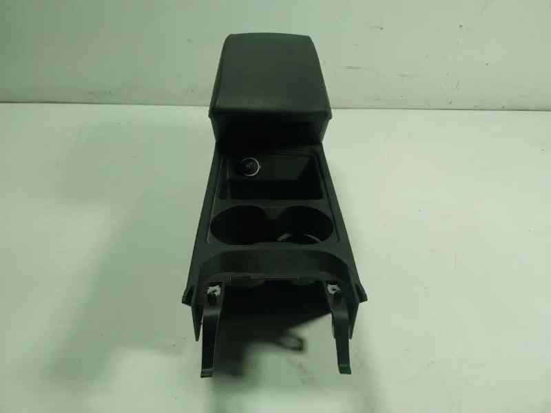 APOYABRAZOS CENTRAL SEAT LEON CUPRA foto 3