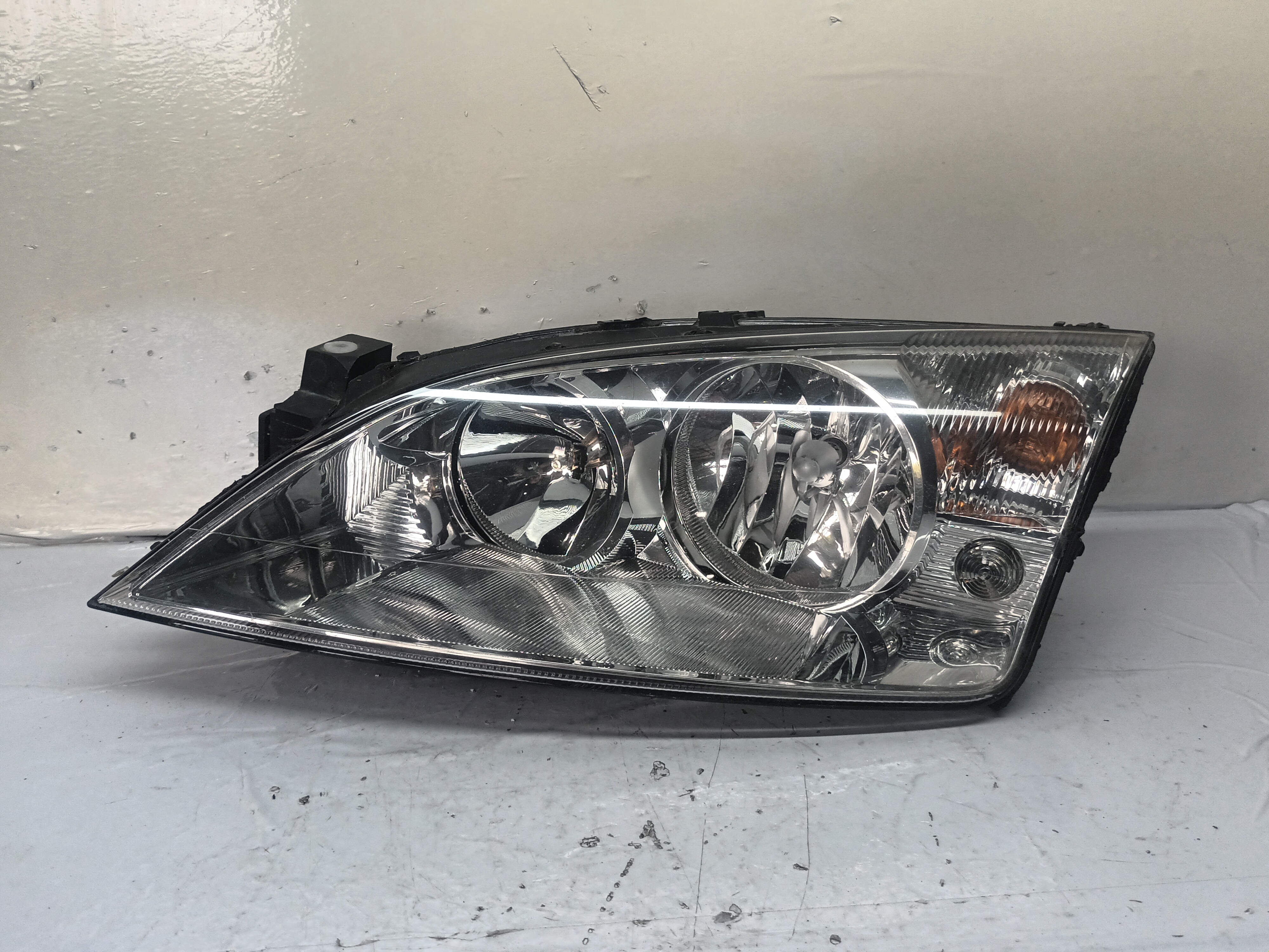 FARO IZQUIERDO