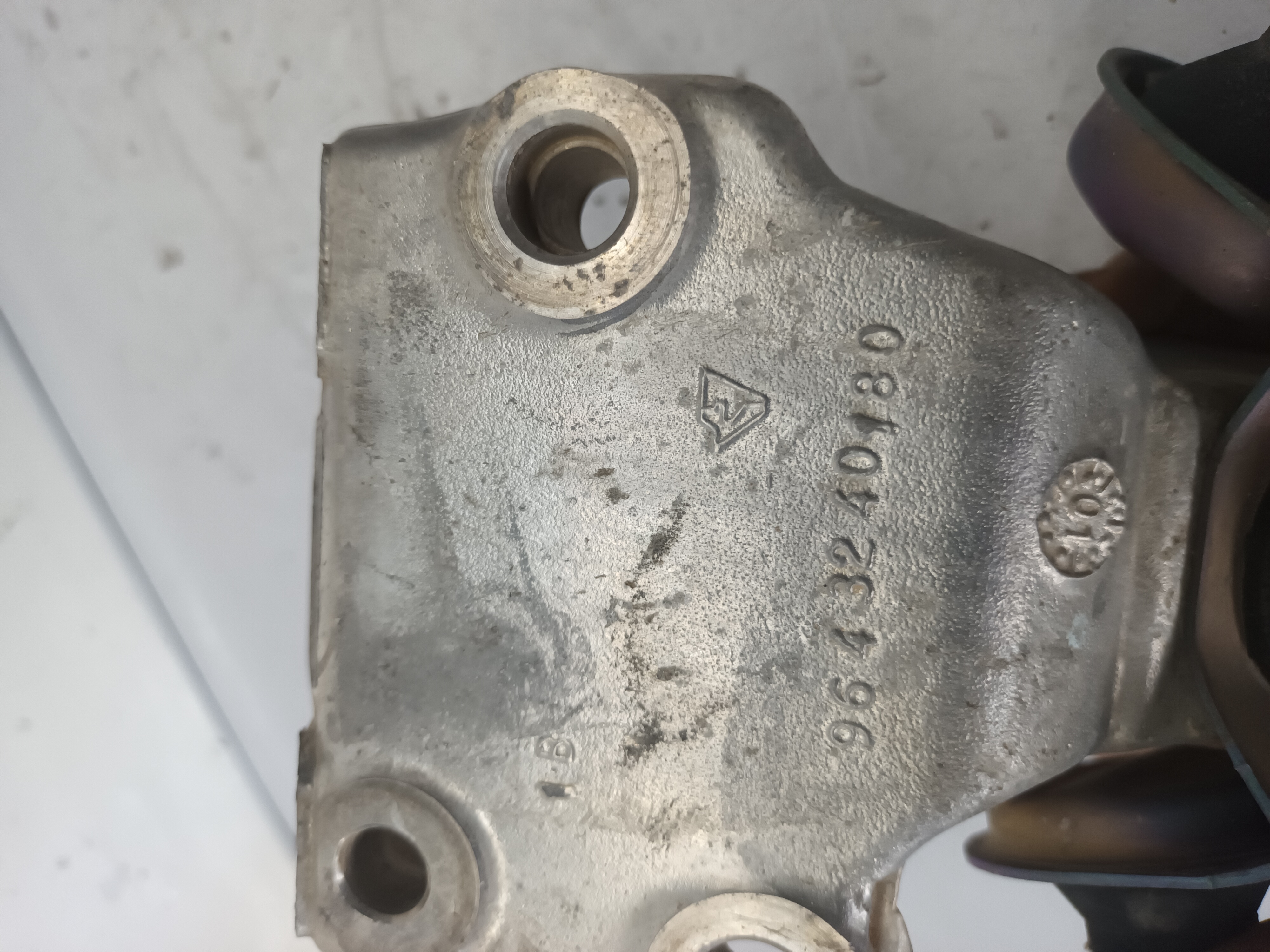 SOPORTE MOTOR CITROEN XSARA BERLINA 183995 foto 4