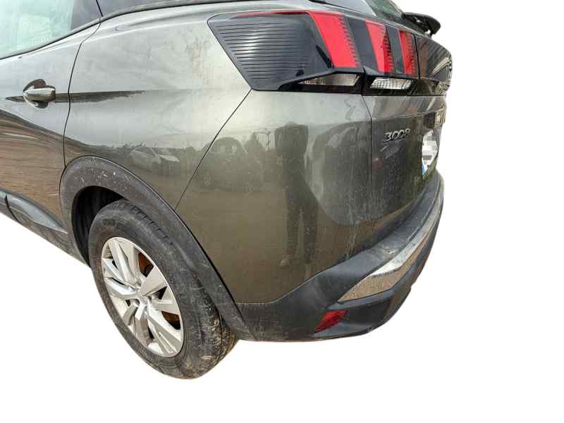 PARAGOLPES TRASERO