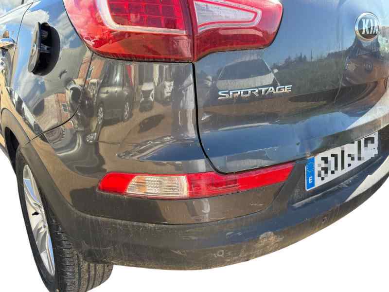 PARAGOLPES TRASERO