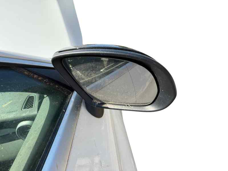 RETROVISOR DERECHO