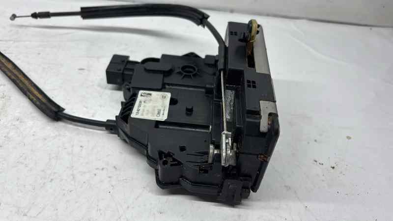 CERRADURA PUERTA DELANTERA IZQUIERDA