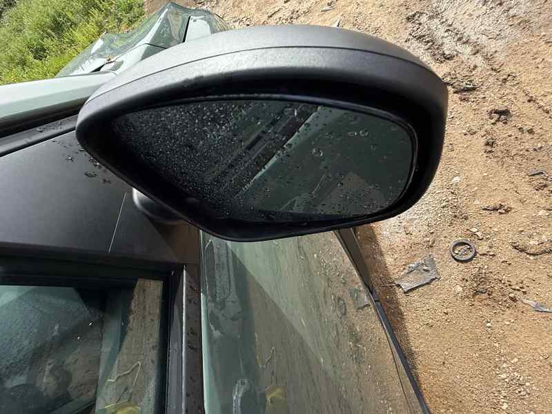RETROVISOR DERECHO