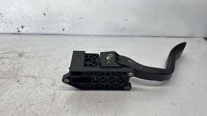 PEDAL ACELERADOR