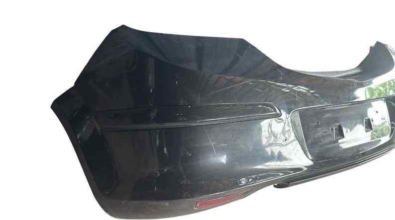 PARAGOLPES TRASERO