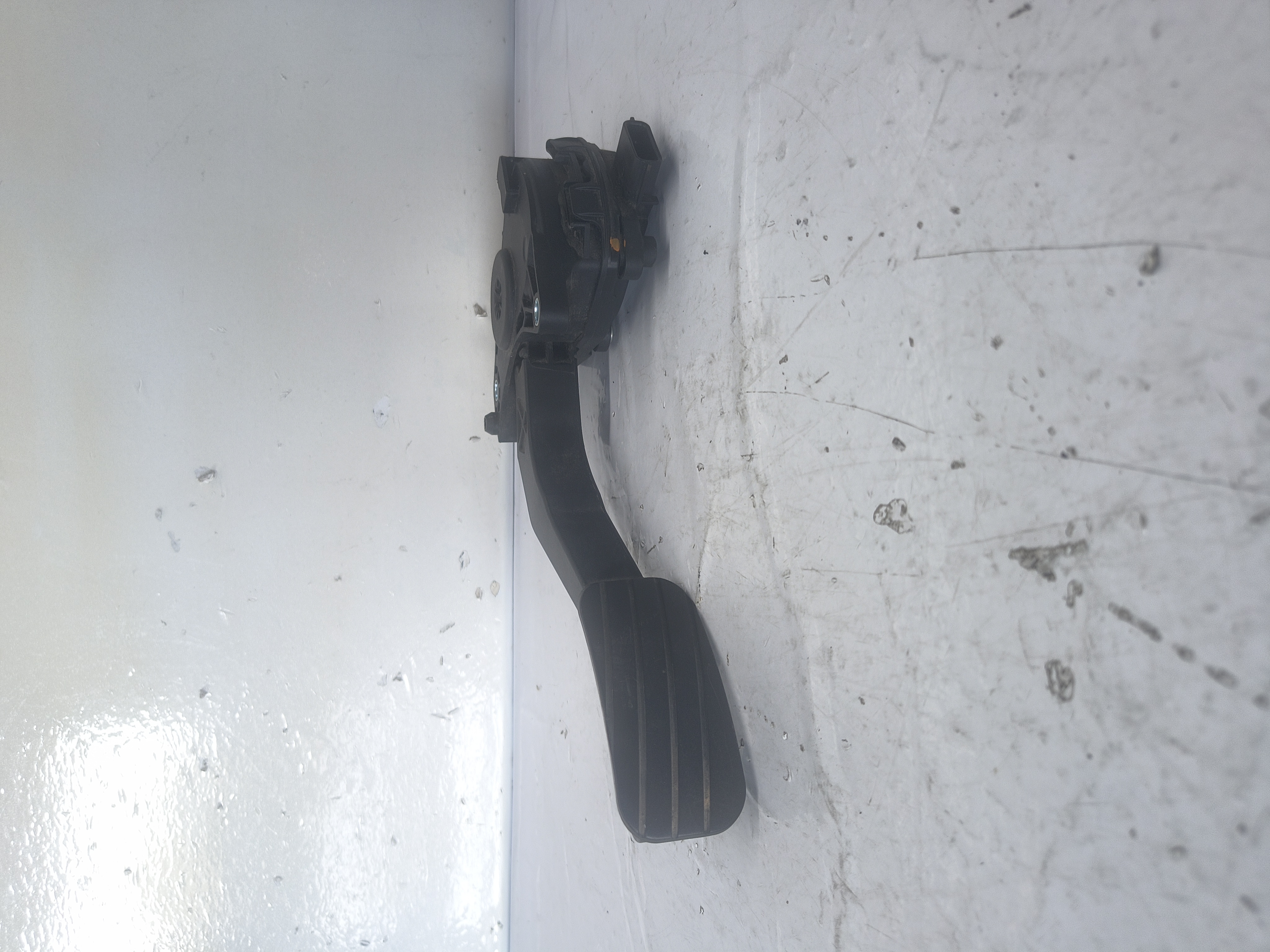 PEDAL ACELERADOR RENAULT MASTER
