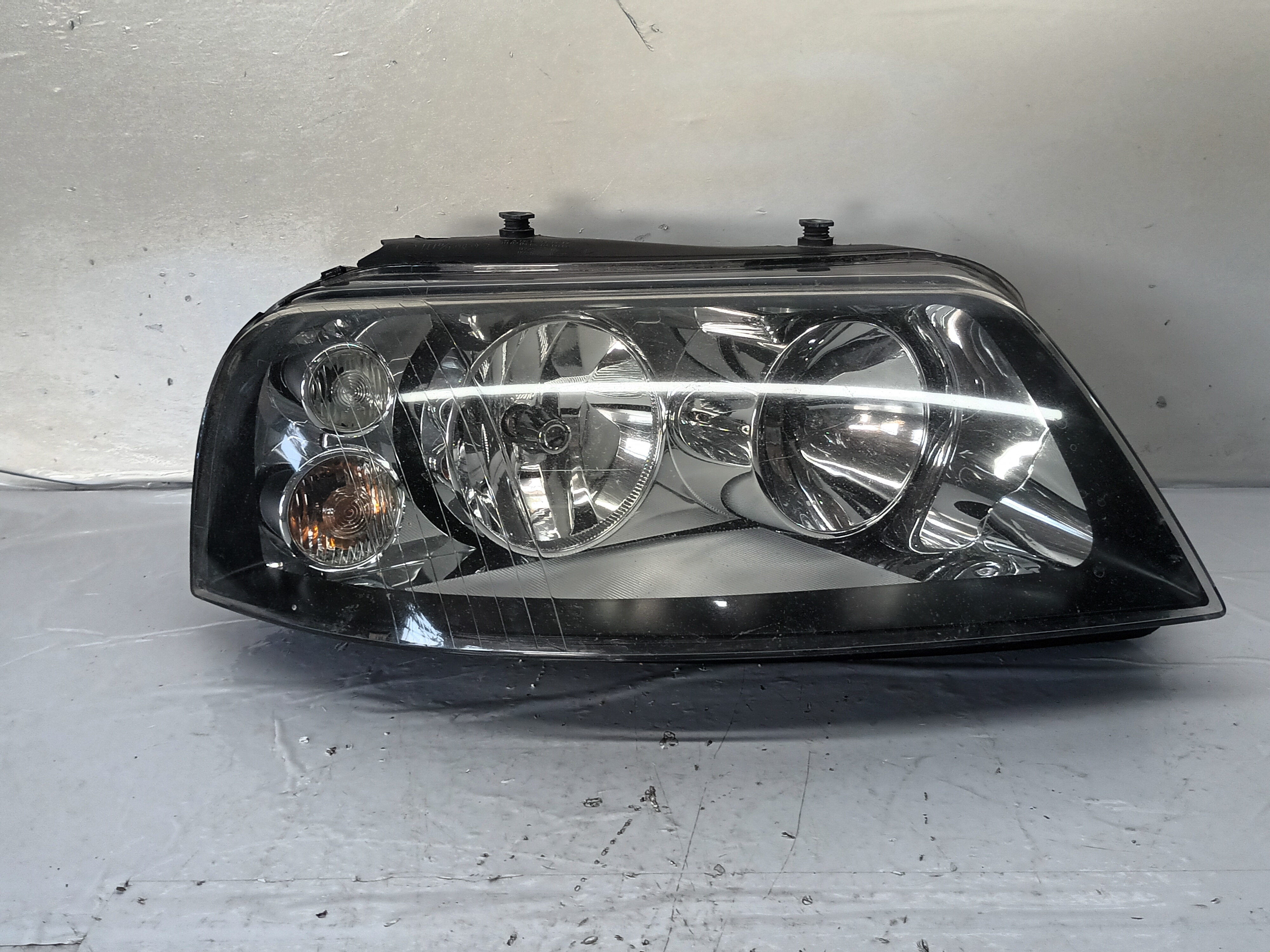 7M7941016M FARO DERECHO SEAT ALHAMBRA (7V9) 0301182212