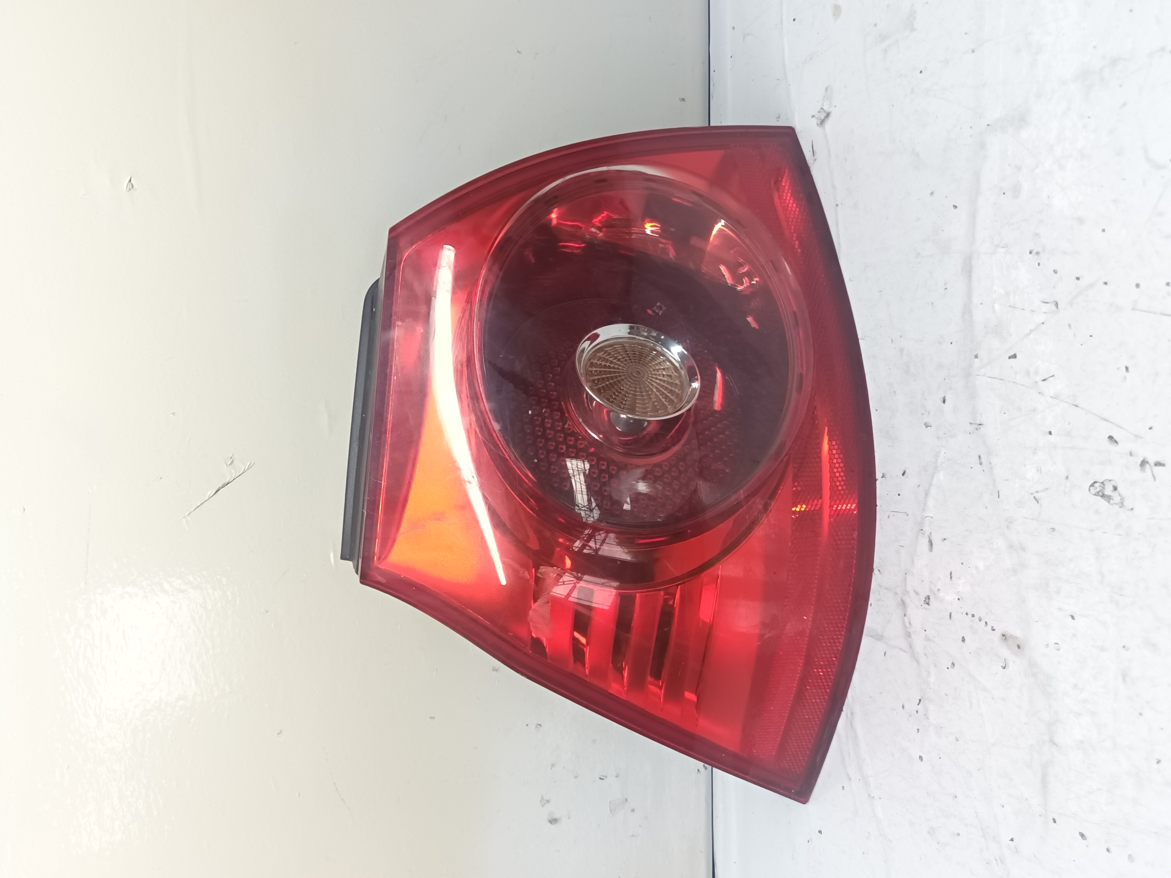 1K6945095H PILOTO TRASERO IZQUIERDO VOLKSWAGEN GOLF V BERLINA (1K1)