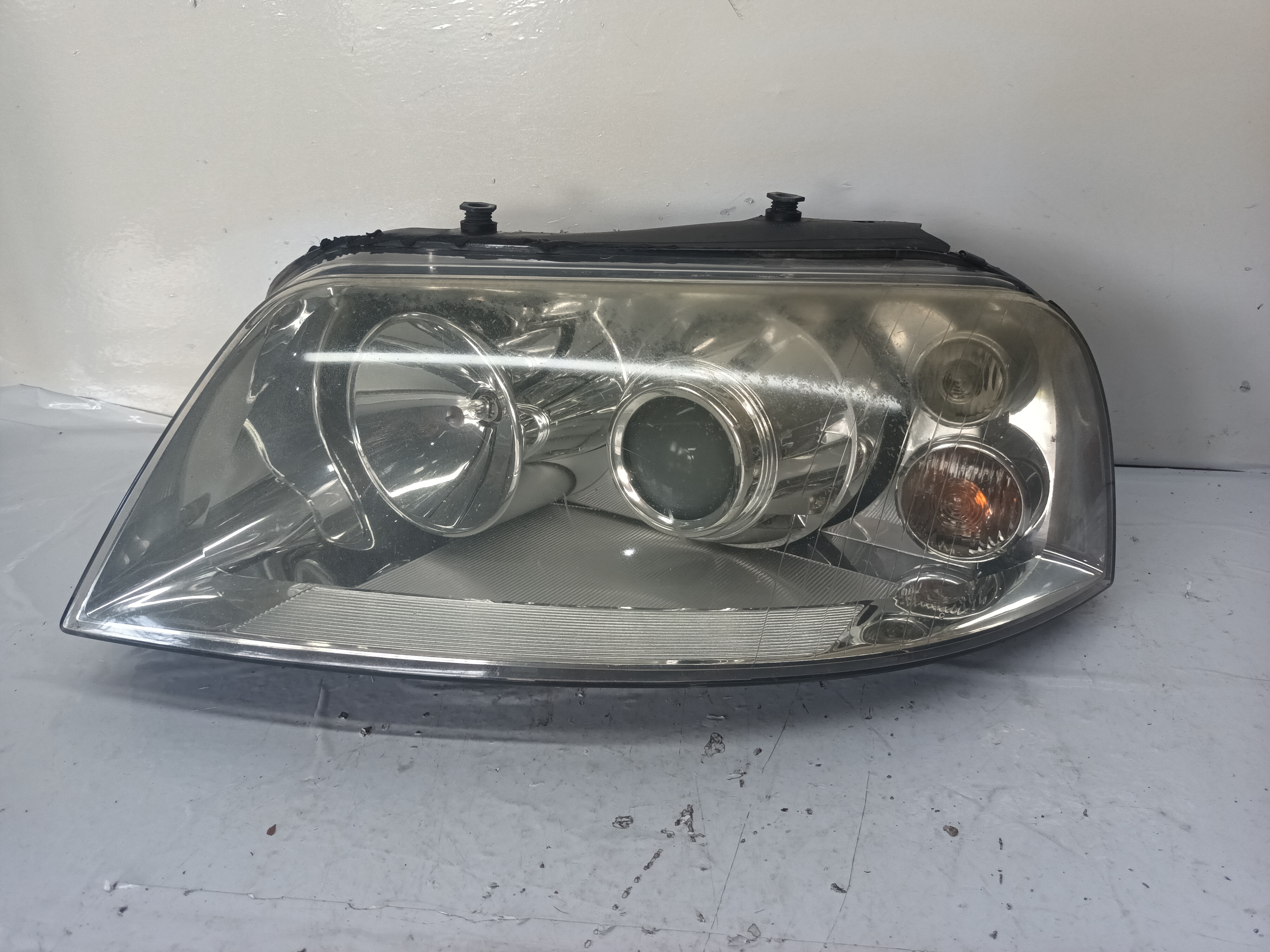FARO IZQUIERDO SEAT ALHAMBRA (7V9)