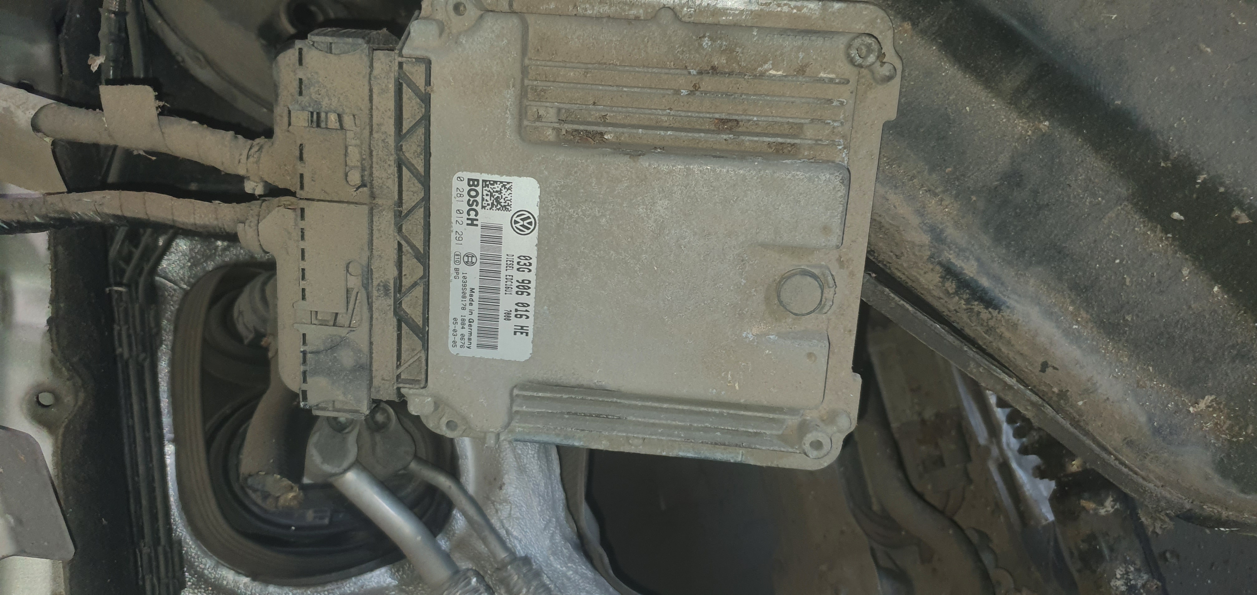 CENTRALITA MOTOR UCE SEAT ALTEA XL (5P5)