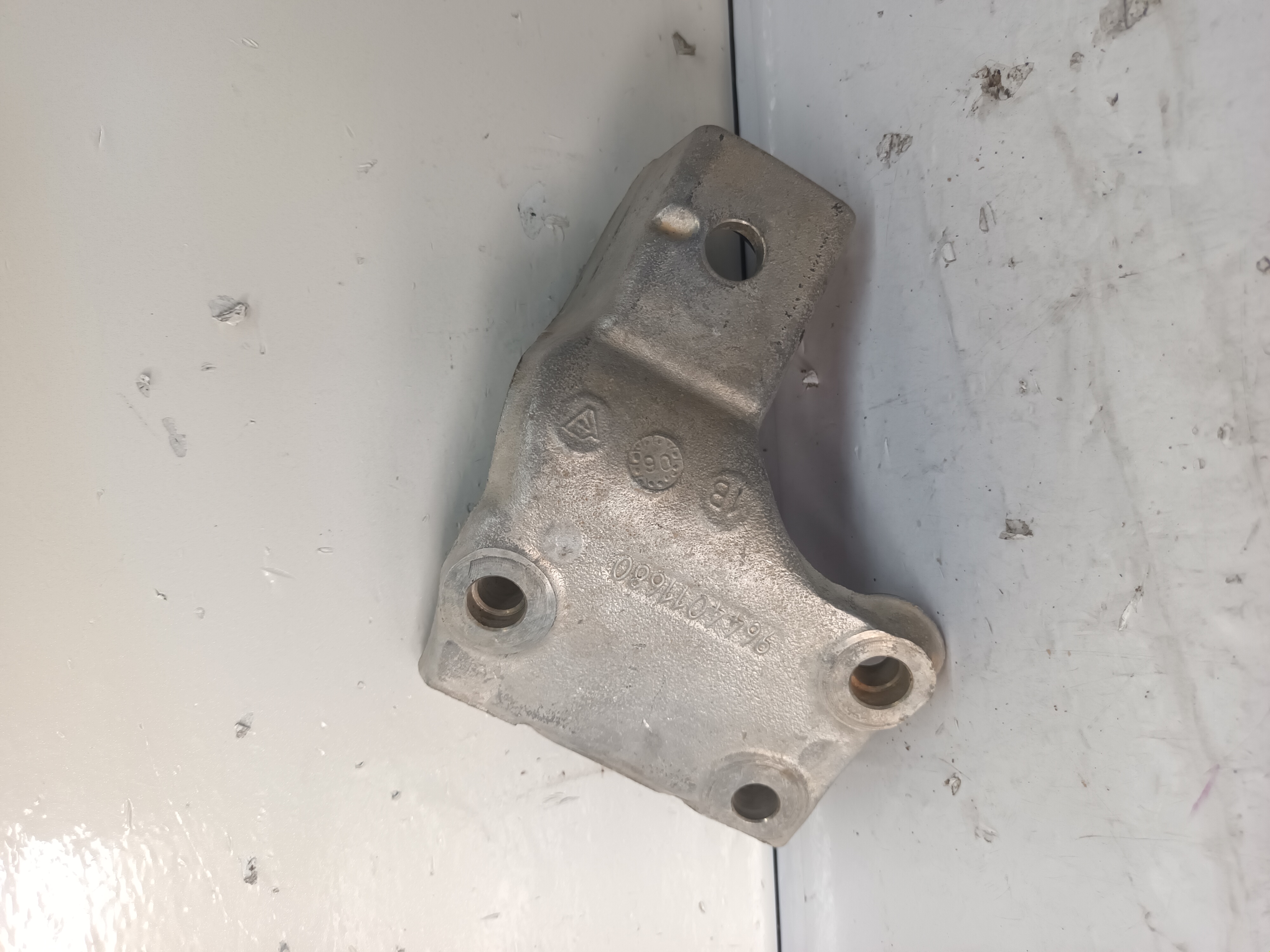 SOPORTE MOTOR DERECHO PEUGEOT 207 foto 3