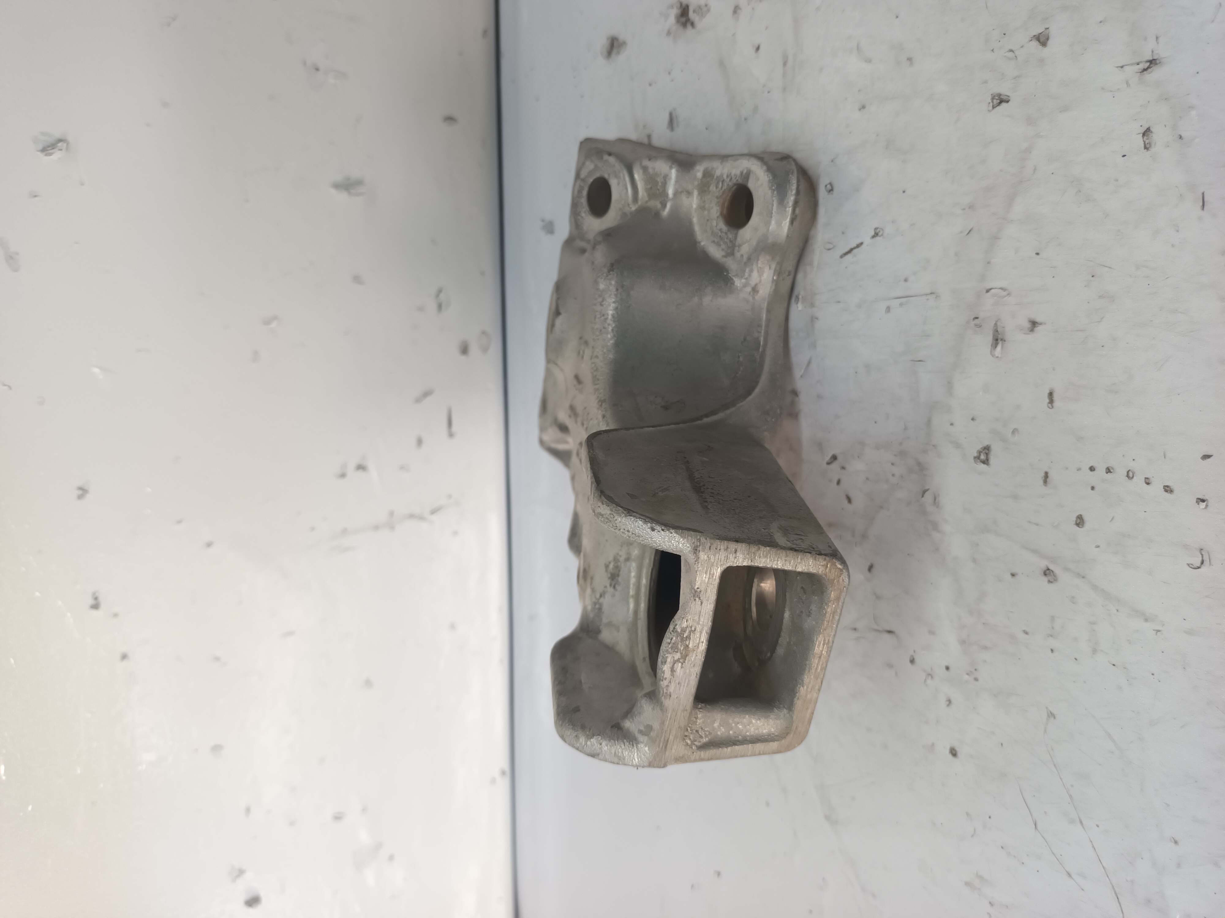 SOPORTE MOTOR DERECHO PEUGEOT 207